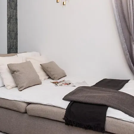 Golden - Loftaffair Краков