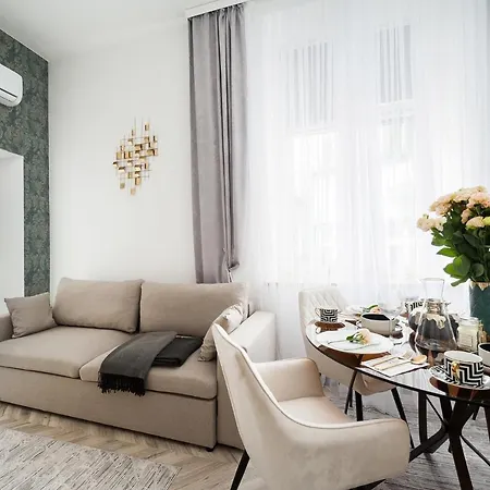 Golden - Loftaffair * Kraków