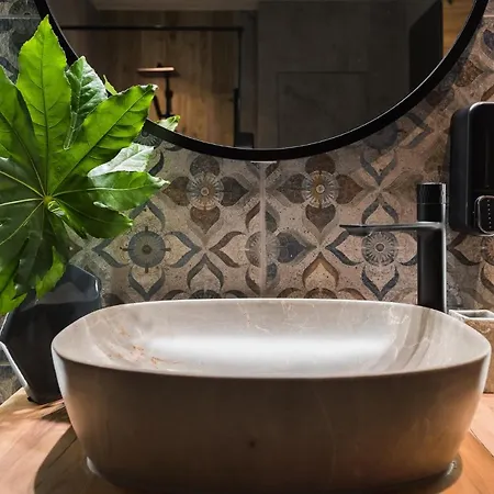 Golden - Loftaffair * Kraków